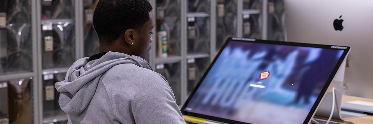 Student in Innovation Hub